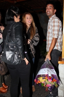  - x With friends in Studio City - 23 November 2010