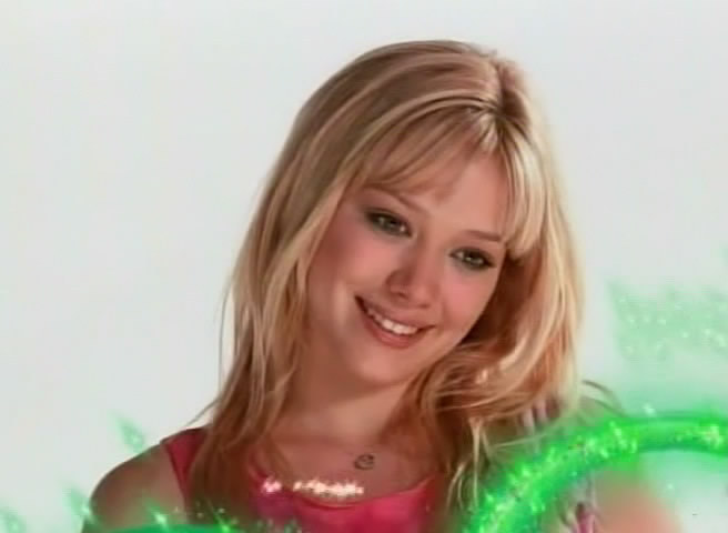 001 - Hilary Duff Intro 1