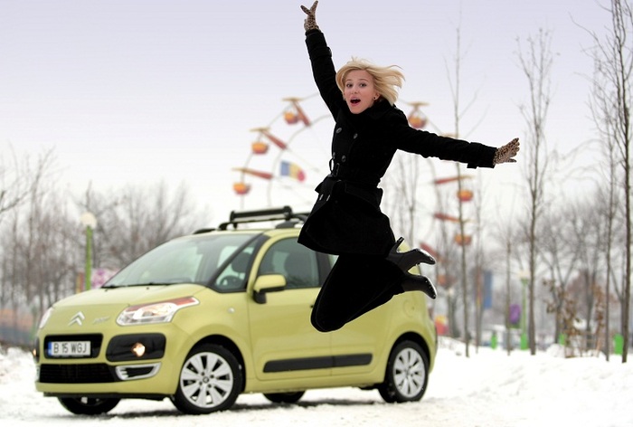 Dana-Rogoz-Citroen-C3-Picasso-2