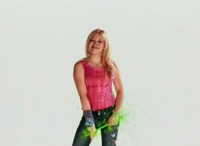 028 - Hilary Duff Intro 1