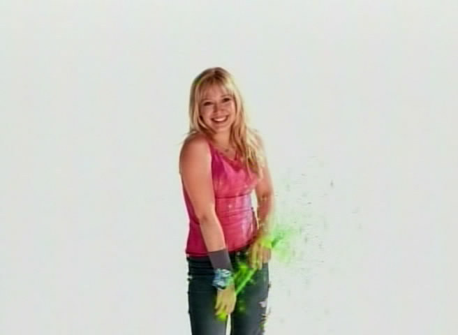 030 - Hilary Duff Intro 1