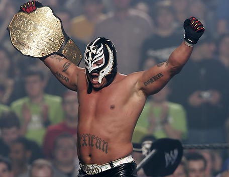 1216860478_0a35be564f - rey mysterio
