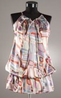 Imbracamintea Sakurei ( este o rochita mai scurta )