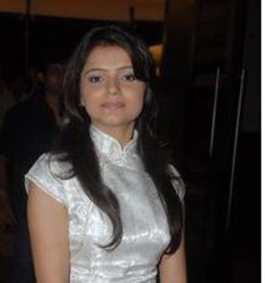 154306_167187223312702_100000642772072_384012_7298835_n - choti bahu