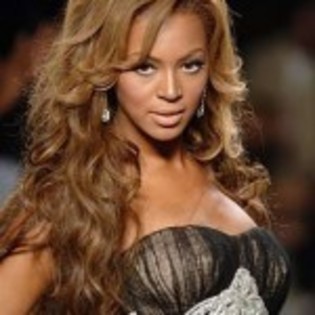 beyonce-wavy-big-hair-150x150
