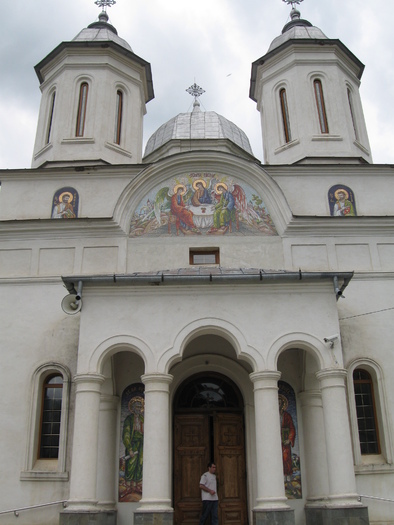 Manastirea "Cocos" Niculitel - Biserici si Manastiri din Romania