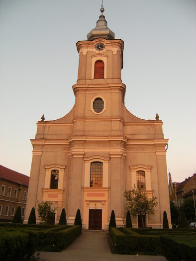 Biserica "cu lanturi" Satu Mare - Biserici si Manastiri din Romania