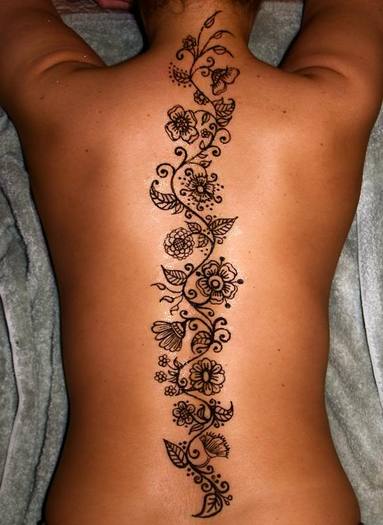 Henna___Back_by_Glamourpuss15