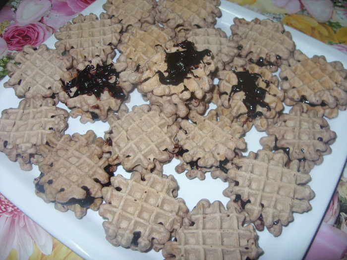 faguri cu ciocolata - CATE CEVA DIN BUCATARIA MEA