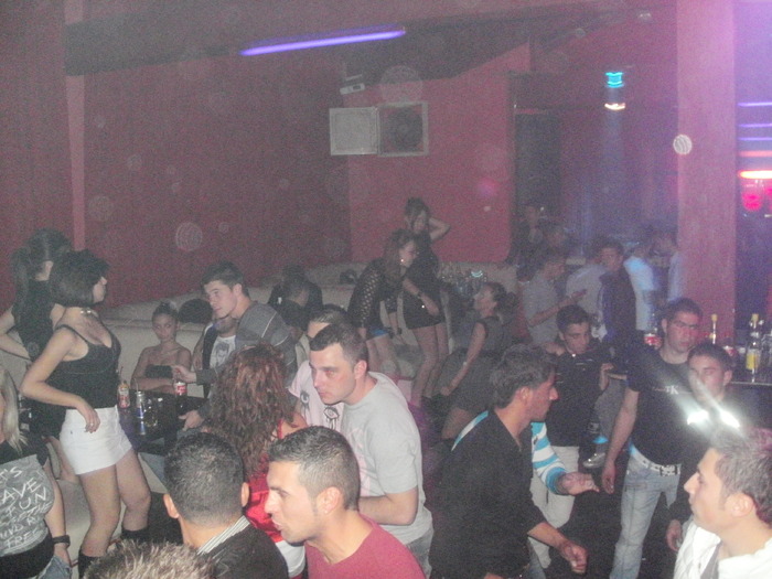 PB270248 - Fire Club 26 Noiembrie