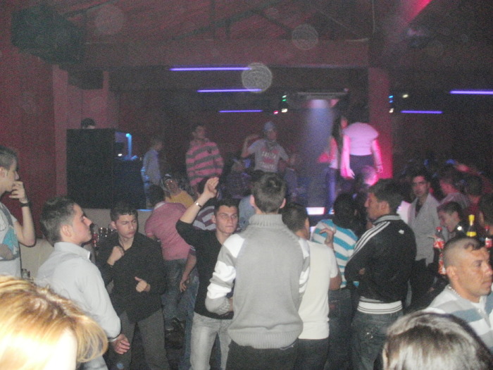 PB270258 - Fire Club 26 Noiembrie