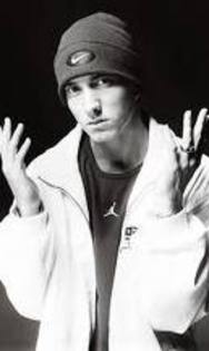 imagesCA03G7WB - Poze EMINEM