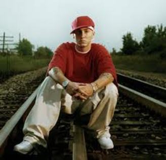 imagesCAA0LP9K - Poze EMINEM