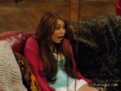 122277 - Hannah Montana Forever