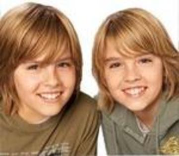 dylan_sprouse-1411_thumb - cole sprouse si ezel