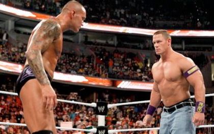 video-confruntare-soc-la-raw-john-cena-vs-randy-orton-vezi-cum-a-distrus-orton-4-oameni_size1 - john cena vs randy orton