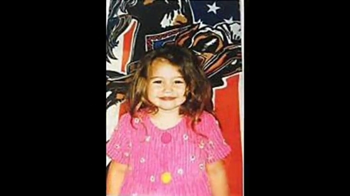 MRC_BZ_-_Child_Photos_281929 - Miley childhood pictures-00