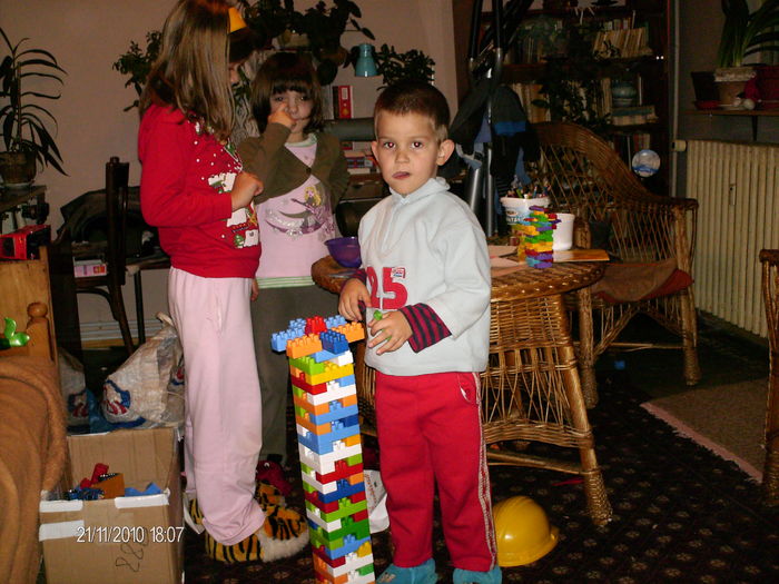 avem o prietena,,,,Alexandra