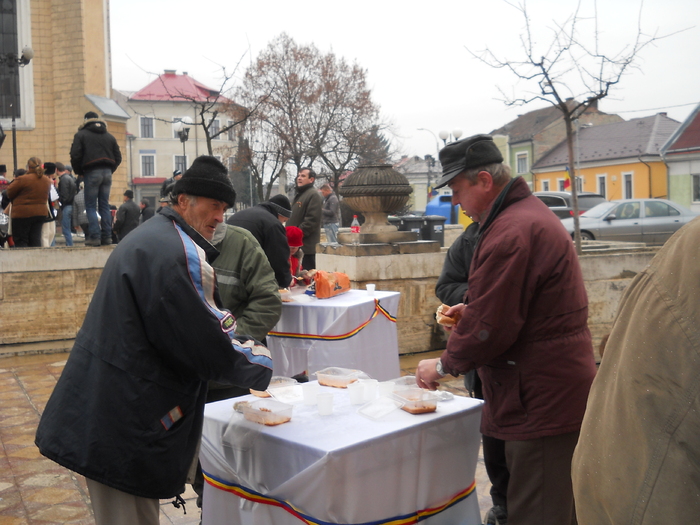 eu ma mai duc dupa o portie