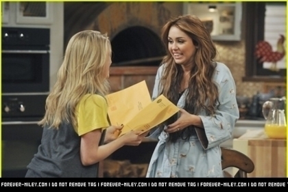 hannah-montana-forever-episode-9-I-ll-always-remember-you-hannah-montana-forever-16487956-399-267