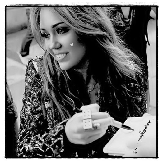  - x All picsS MilsS