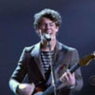 Nick-Jonas-la-Grammy-Nominations-Concert-Live[1] - poze cu fratii jonas