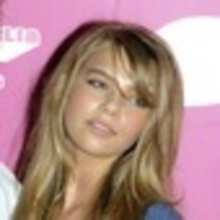 indiana-evans-257055l-thumbnail_gallery