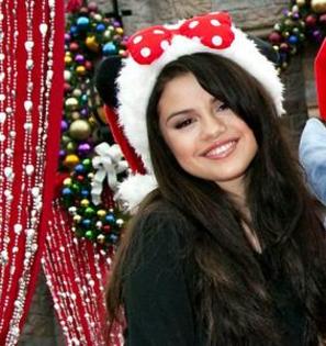 sell - aici va arat cat de mult o admir pe selena gomez