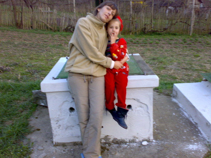 eu & mama; ceau:)
