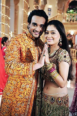 Sara Khan