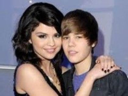 Justin-Bieber-si-Selena-Gomez--impreuna- - Oare se potrivesc