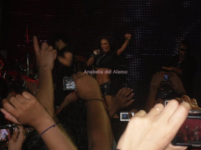 34789_175054369190589_100000580820204_507184_2992458_n