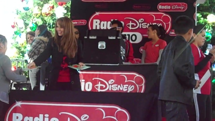 Debby Ryan Meet and greet 0162 - Debby - Meet - and - Greet