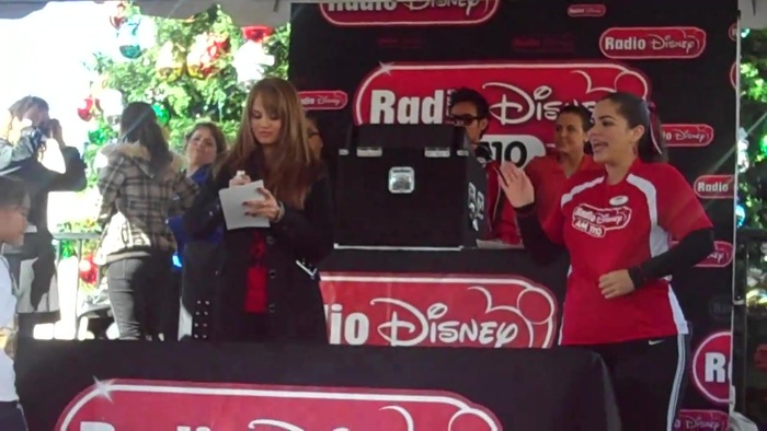Debby Ryan Meet and greet 0193