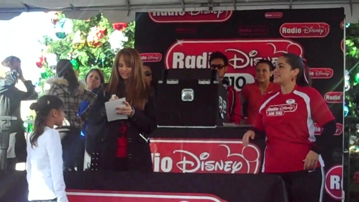 Debby Ryan Meet and greet 0195