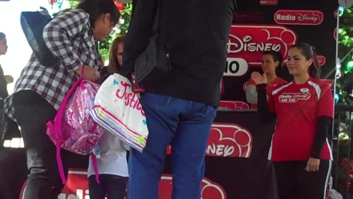 Debby Ryan Meet and greet 0230