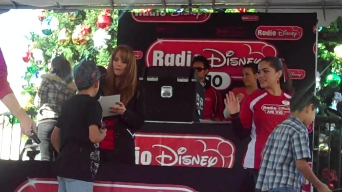Debby Ryan Meet and greet 0359