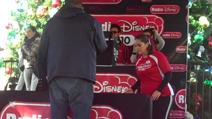 Debby Ryan Meet and greet 0415