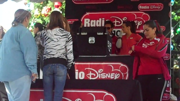 Debby Ryan Meet and greet 0556