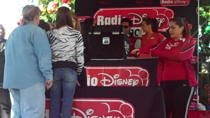 Debby Ryan Meet and greet 0558 - Debby - Meet - and - Greet