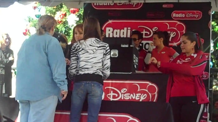 Debby Ryan Meet and greet 0569 - Debby - Meet - and - Greet