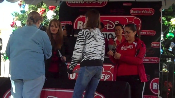 Debby Ryan Meet and greet 0611