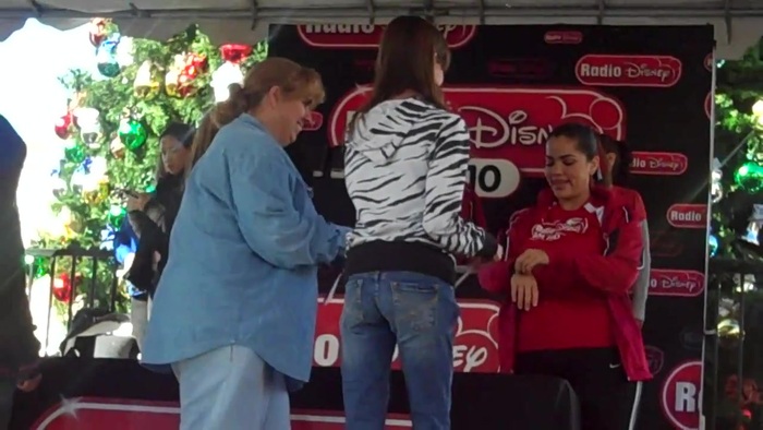 Debby Ryan Meet and greet 0620