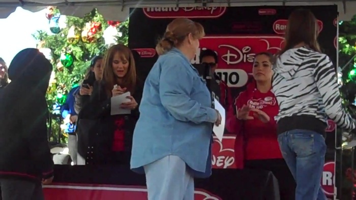 Debby Ryan Meet and greet 0625 - Debby - Meet - and - Greet