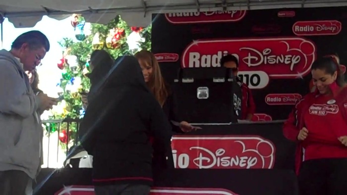 Debby Ryan Meet and greet 0645