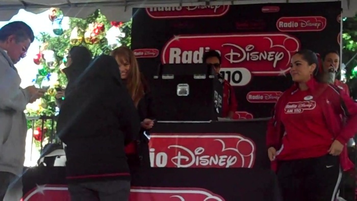 Debby Ryan Meet and greet 0650