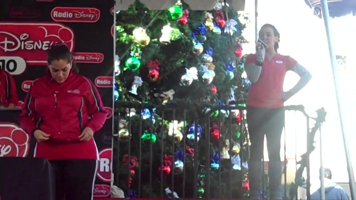Debby Ryan Meet and greet 0748