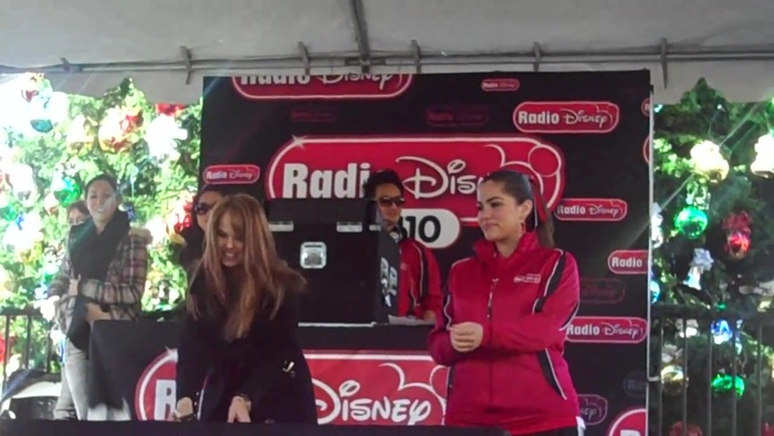 Debby Ryan Meet and greet 0799