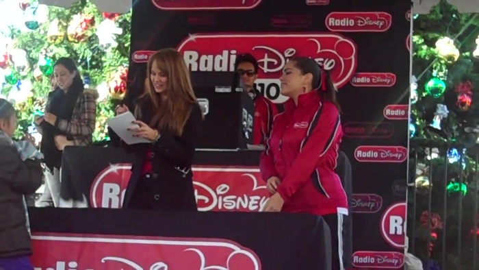 Debby Ryan Meet and greet 0820