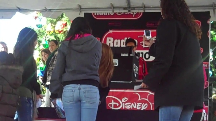 Debby Ryan Meet and greet 0855